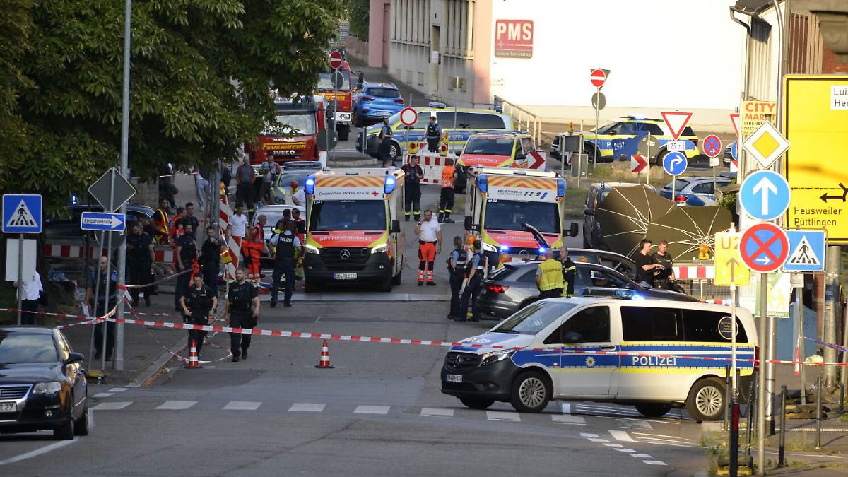 Tankstellenräuber erschießt auf Flucht Polizist