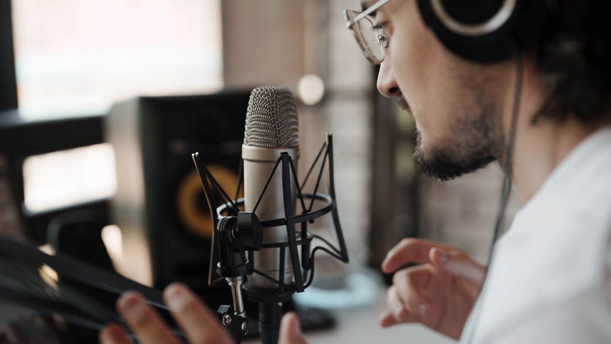 EU-KI-Gesetz schützt Stimmen von Sprechern