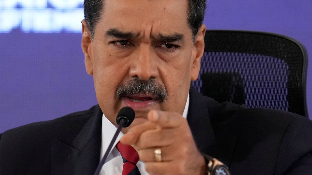 US-Kriegsschiffe vor Venezuelas Küste: Maduro warnt vor "Blutbad"