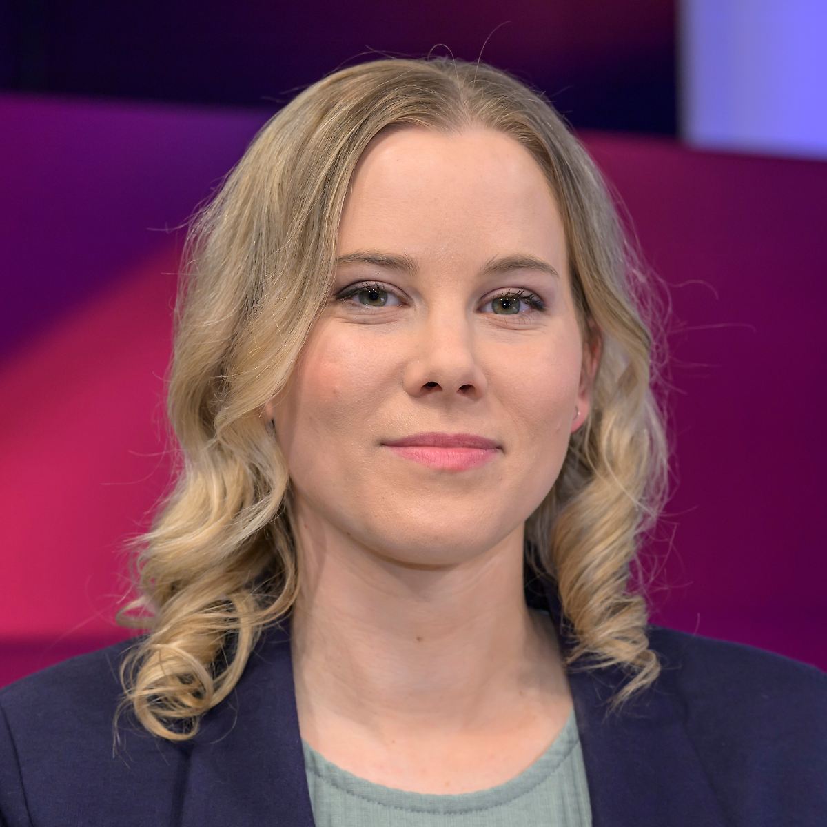 Moderatorin erhebt Vorwürfe: NDR setzt Julia Ruhs nicht mehr im Format  "Klar" ein - n-tv.de
