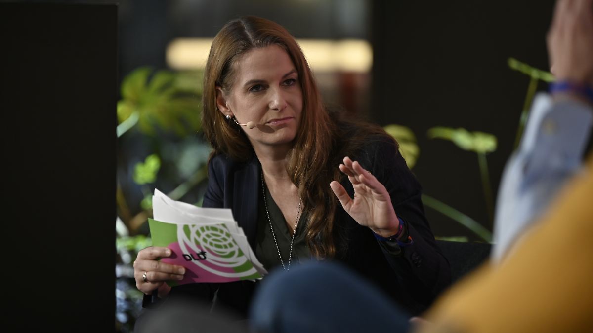 Tanit Koch beerbt Julia Ruhs bei "Klar"-Folgen im NDR