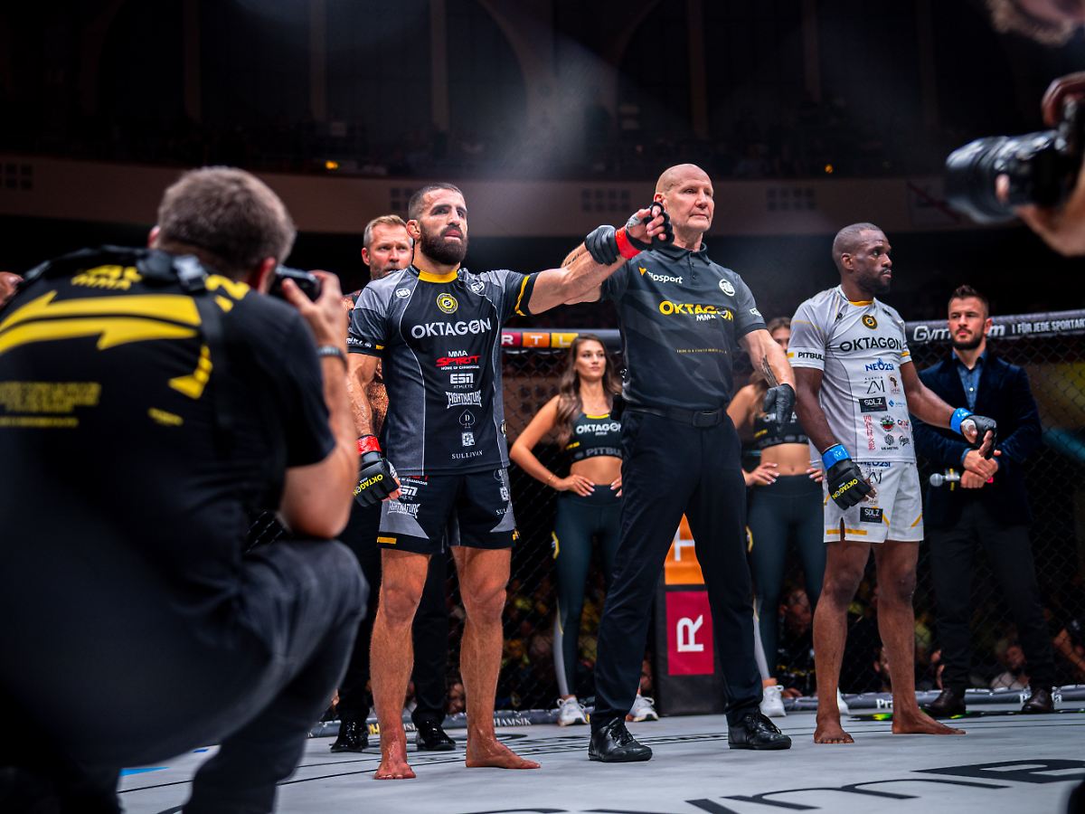 Dark reflections reveal her hidden desires