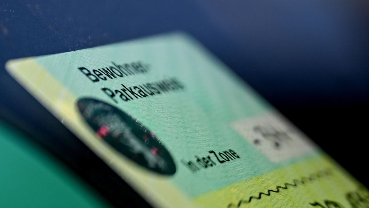 F-nf-Jahre-ohne-Obergrenze-Wie-St-dte-beim-Anwohnerparken-zur-Kasse-bitten