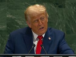 Rolltreppe, Teleprompter, Kriege: Trump redet sich bei Vereinten Nationen in Rage