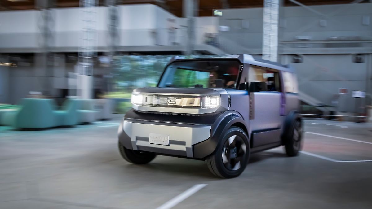 Mehr-Style-f-r-weniger-Geld-Hipster-Concept-Dacias-Attacke-auf-dem-E-Kleinstautomarkt