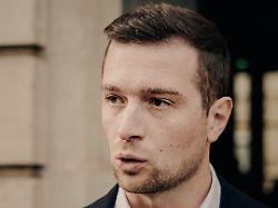 Regierung in Paris unter Druck: Linke und Rechte empfangen Lecornu mit neuen Misstrauensanträgen