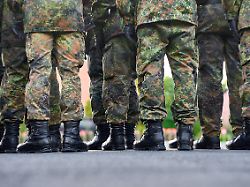 "Wachsende Bedrohung": MAD-Präsidentin: Extremismus in der Bundeswehr nicht gesunken