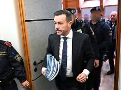 Milliarden-Forderungen offen: Zwei Jahre Haft für Betrüger Benko
