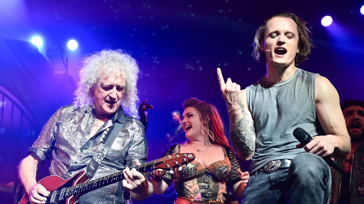 Brian May überrascht Musical-Besucher in Stuttgart
