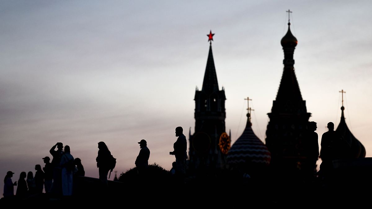 Dutzende ukrainische Drohnen fliegen auf Moskau zu