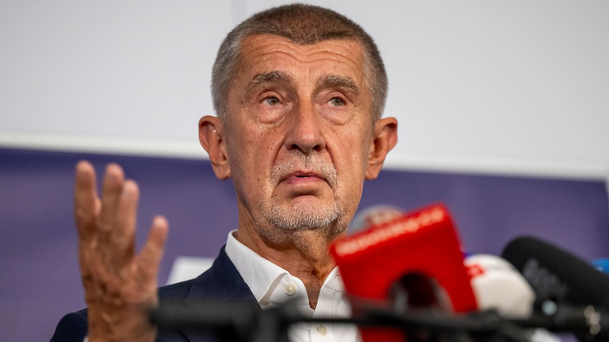 Babis schmiedet in Tschechien Rechtsaußen-Koalition
