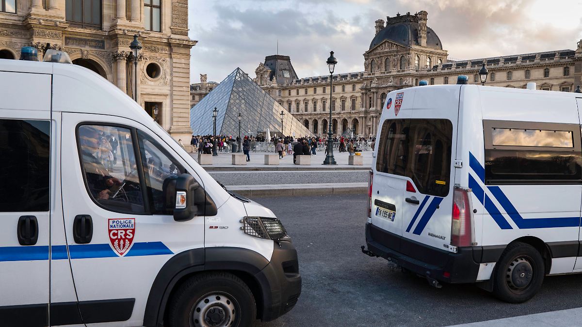 Hauptverd-chtiger-geschnappt-Louvre-Diebstahl-F-nf-weitere-Festnahmen