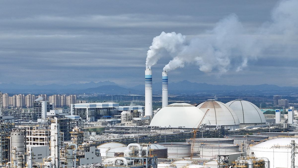 Chinas Industrie setzt ihren Schrumpfkurs fort