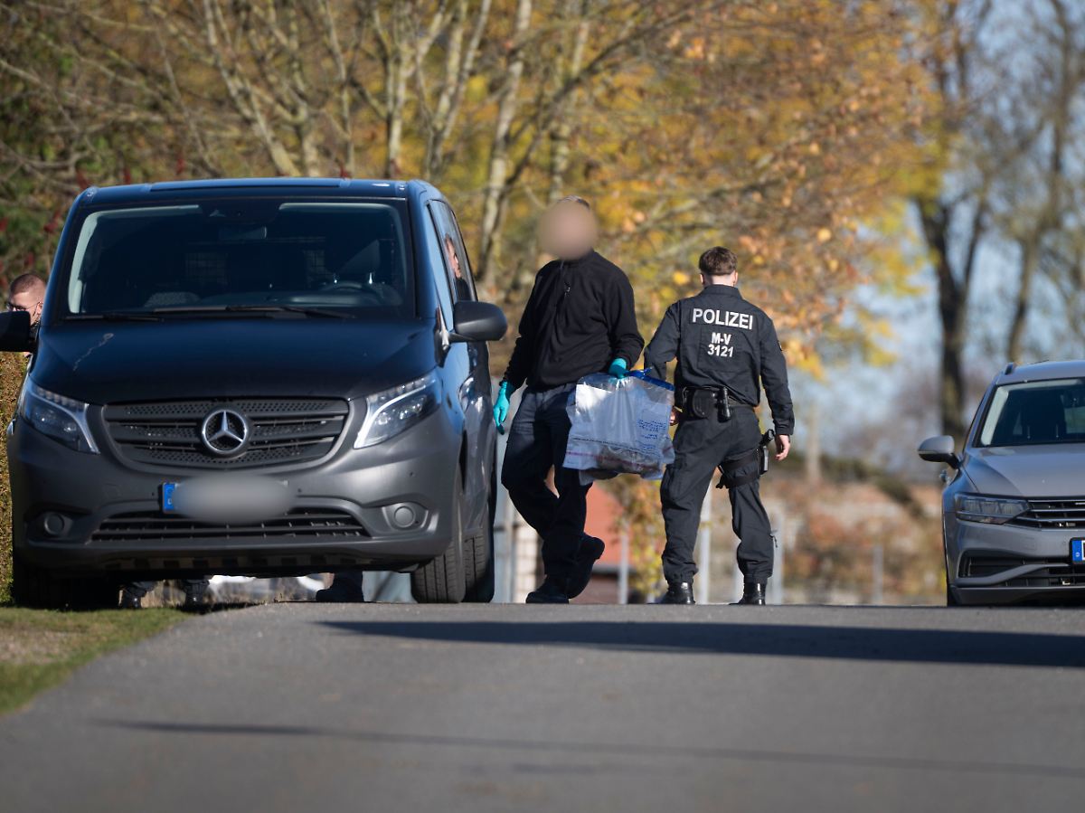Achtjähriger bei Güstrow getötet: Mordfall Fabian: Haftbefehl gegen Frau  erlassen - n-tv.de