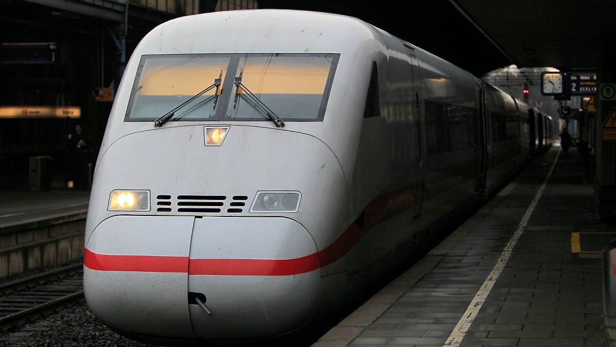 Rentner-Welle auf der Schiene: Die Bahn sucht Personal - n-tv.de