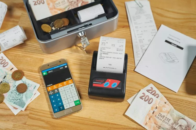 rechner, geld und berechnungen
