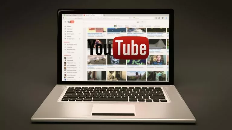 YouTube, Laptop, Streaming